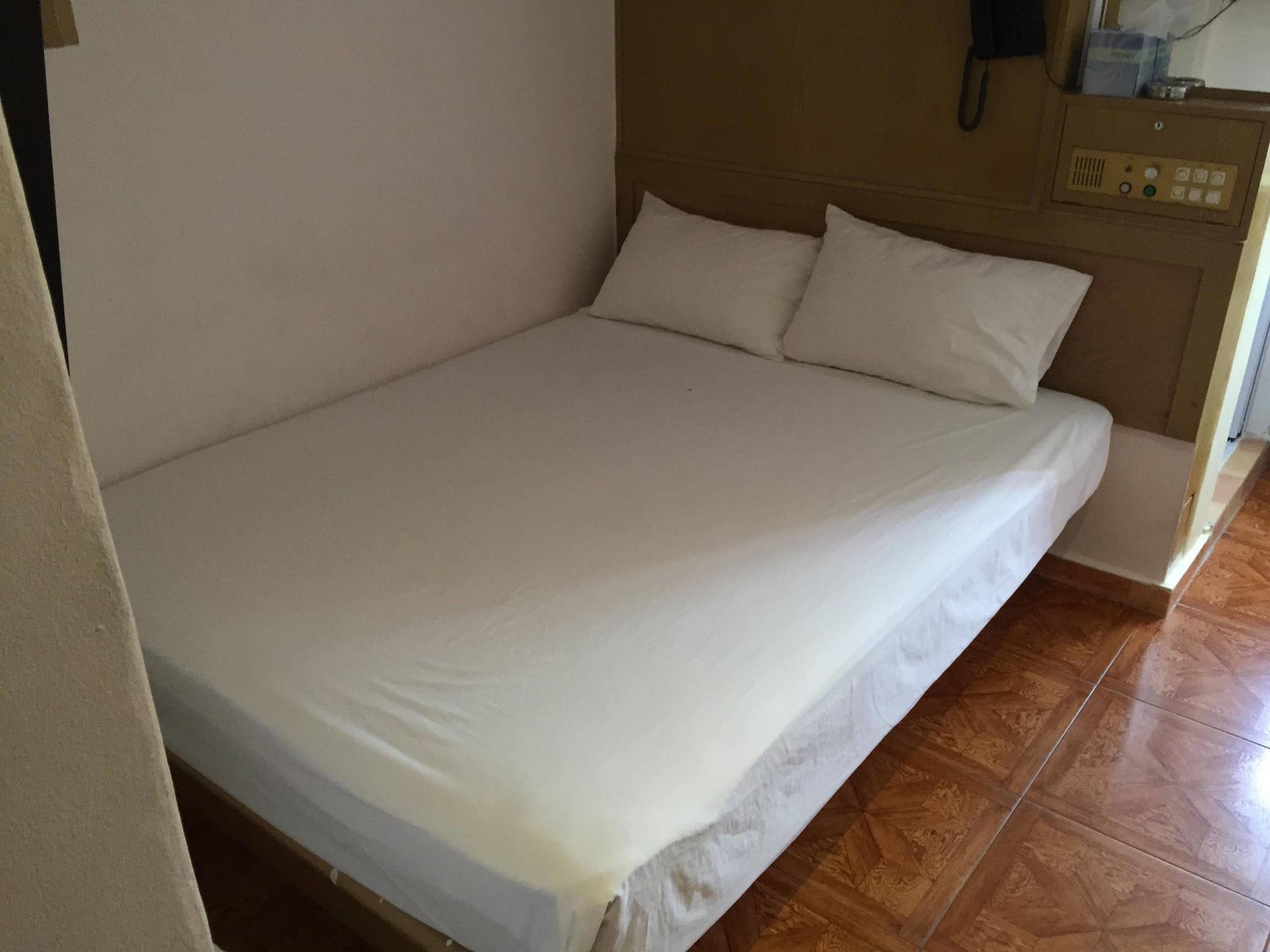 新加坡 鄂梅兹旅馆酒店 外观 照片